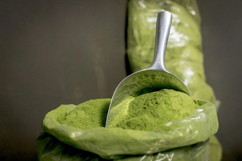 Kratom a riziko predávkovania: Čo robiť, keď to preženiete